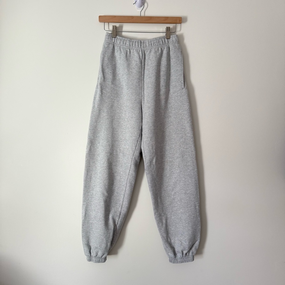 🌱2/$10 | TNA Sweatpants